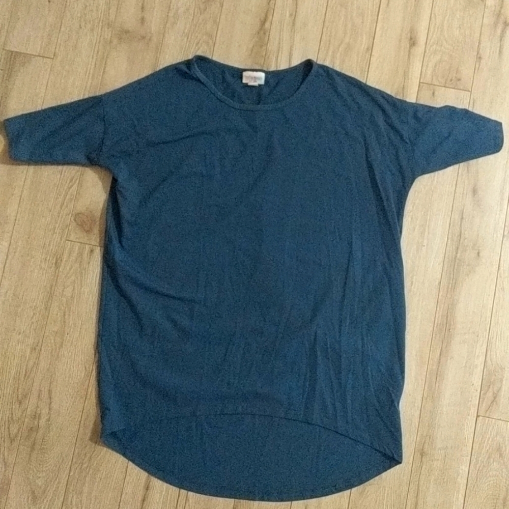 LuLaRoe shirt